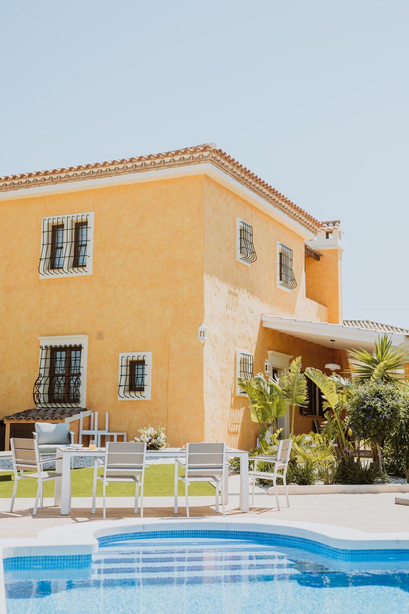 Villa con piscina privada