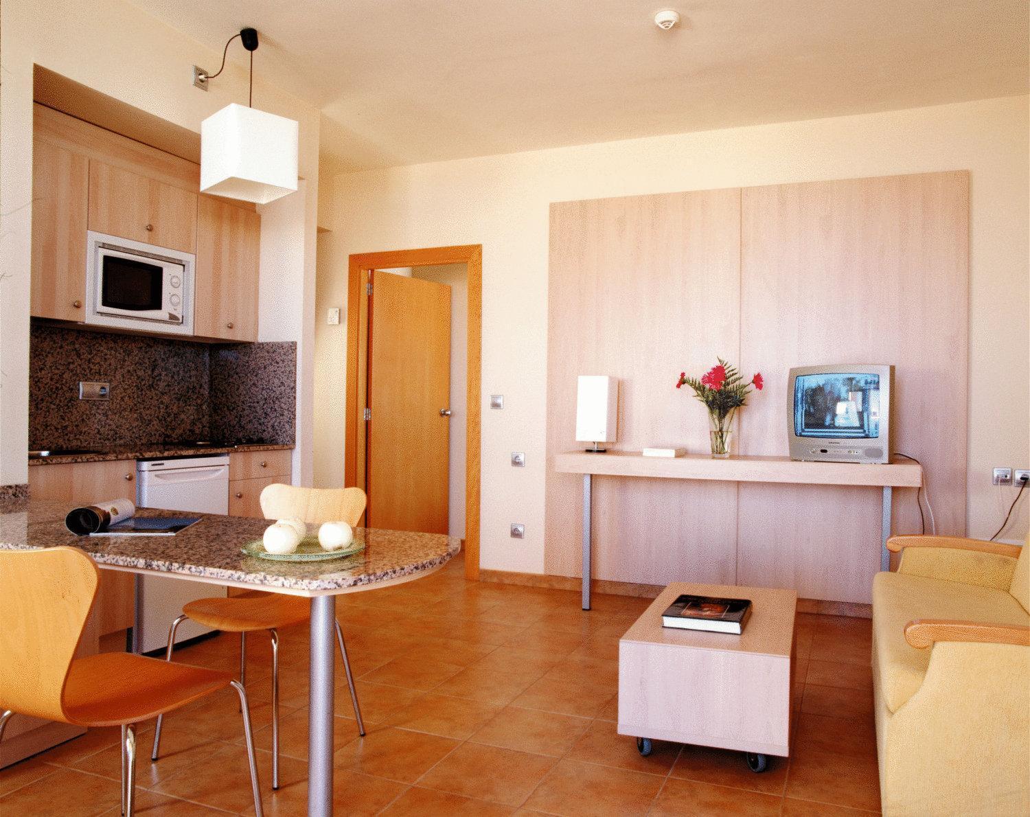 One-Bedroom Apartment,427025418:JPEG